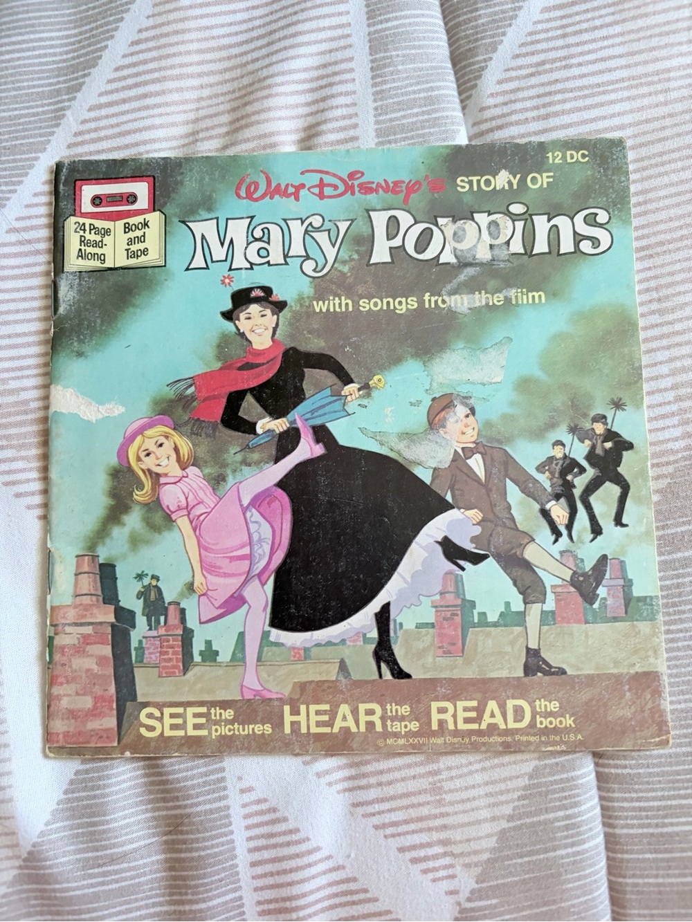 Disney Mary Poppins Illustrated Story Book – Vintage